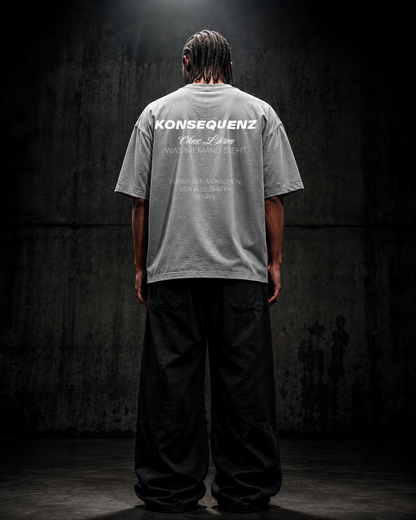 KONSEQUENZ Oversized Shirt